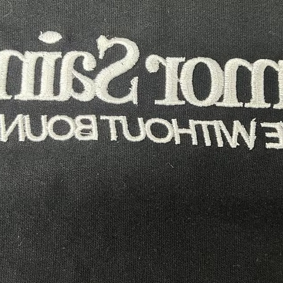 T-shirt brodé à manches courtes