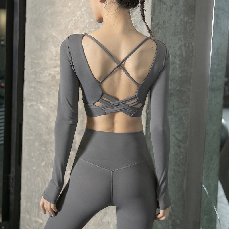 Haut de sport avec bretelles rembourrées – Image 4