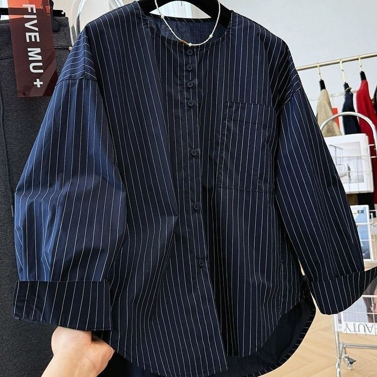 Chemisier femme, col rond, rayures bleu marine,