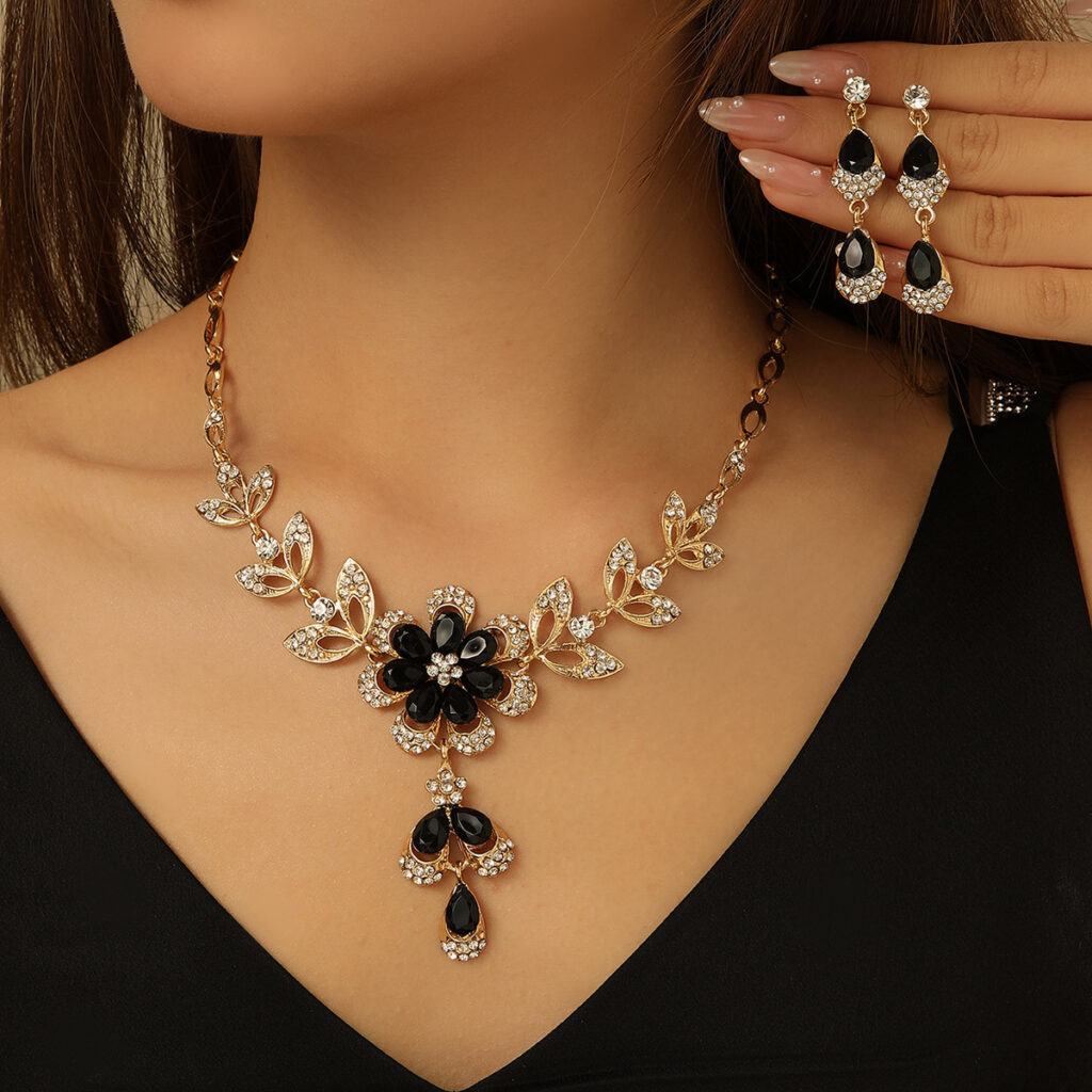 Collier et boucles d'oreilles en résine  avec diamants en alliage vintage