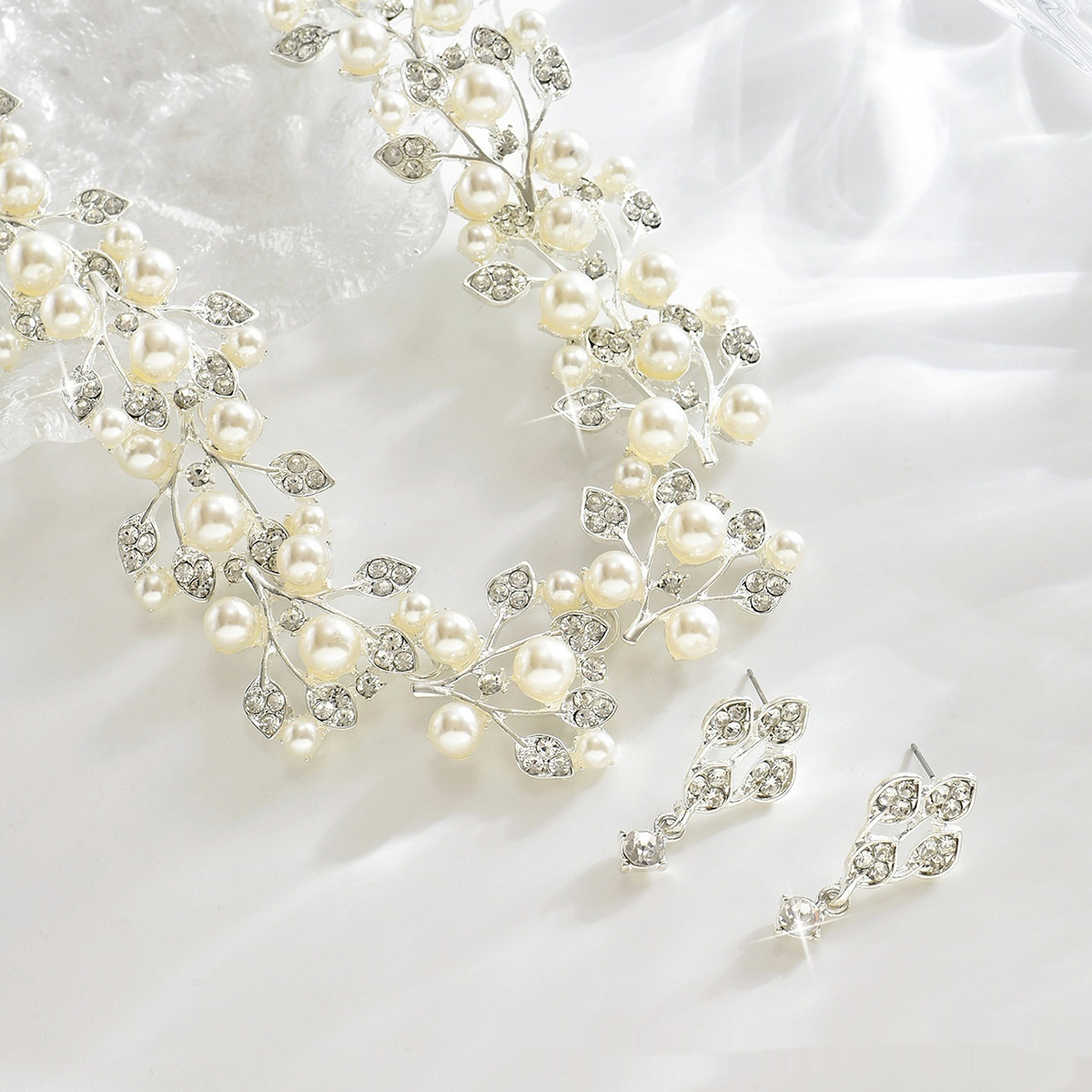 Bijoux pour femmes en forme de feuille avec perles – Image 2