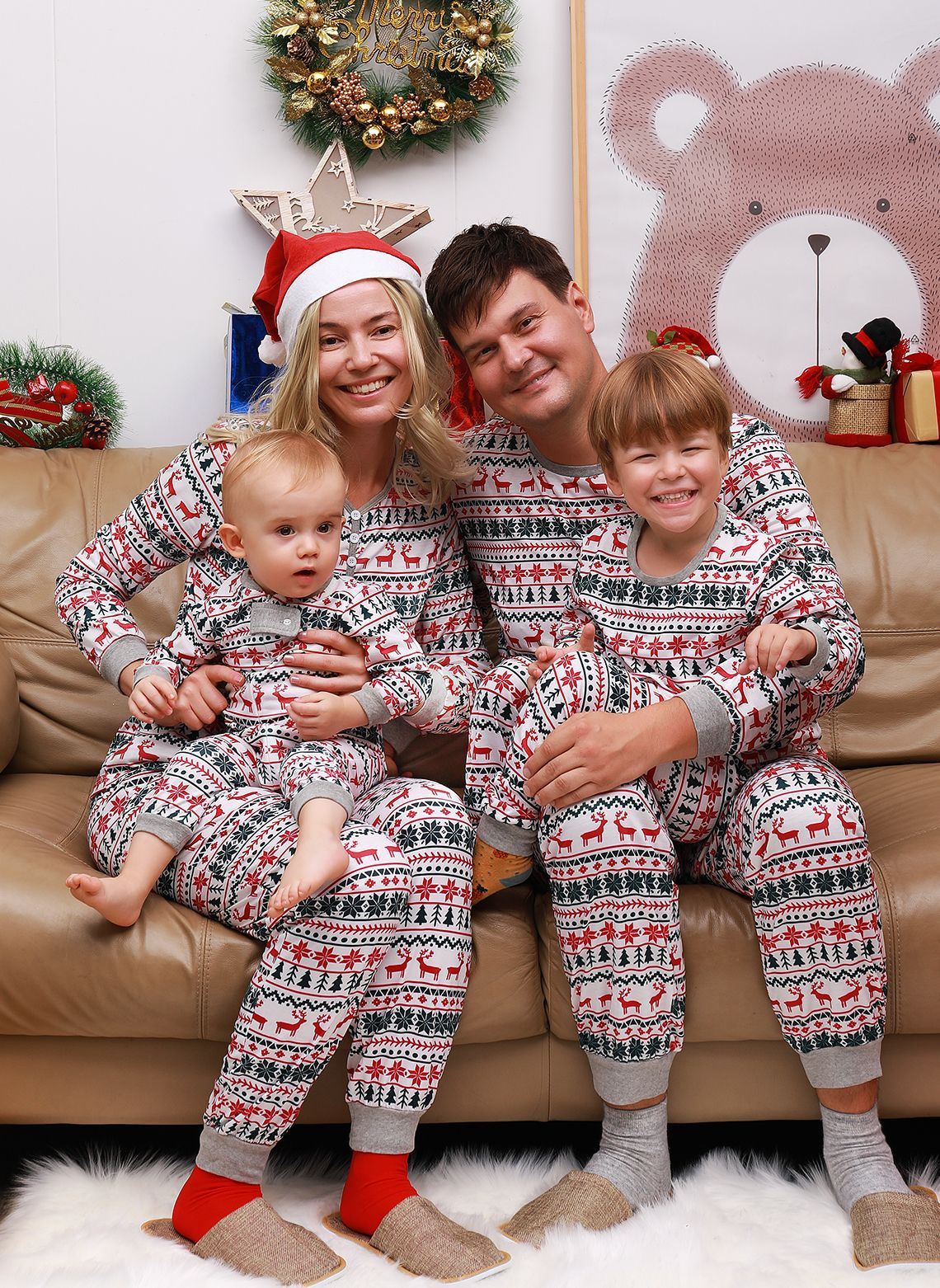Ensemble de pyjamas de Noël assortis pour toute la famille : Père, Mère, enfants, bébé. Tenue de pyjama pour papa, maman, fille et fils. – Image 7