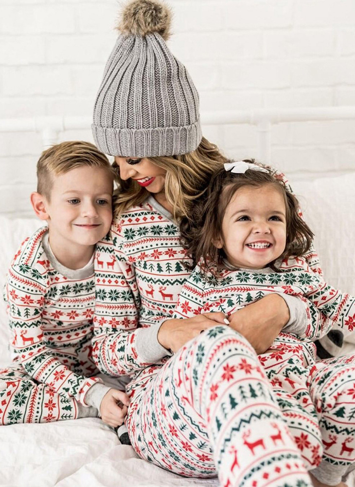 Ensemble de pyjamas de Noël assortis pour toute la famille : Père, Mère, enfants, bébé. Tenue de pyjama pour papa, maman, fille et fils. – Image 6